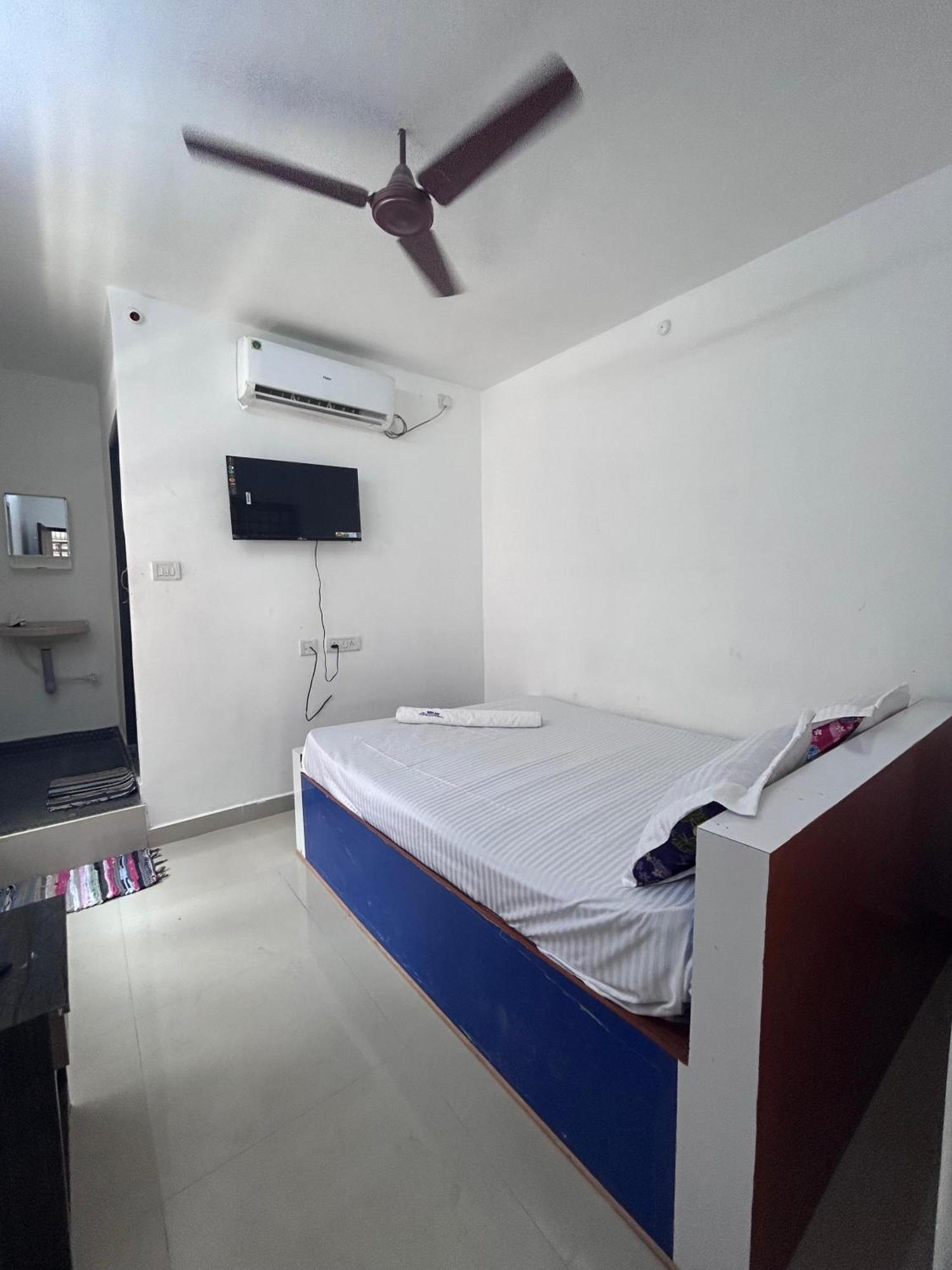 Gsd Inn Guest House Pondichéry Extérieur photo